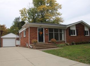 669 Romeo Rd, Rochester, MI 48307