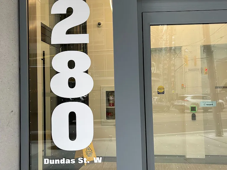 280 Dundas St W #2713 — Photo 2