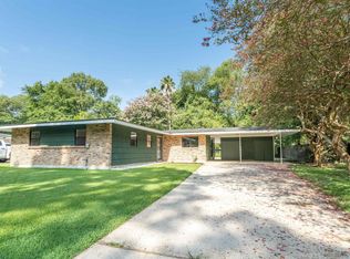 3702 Forest Dr, Baton Rouge, LA 70809