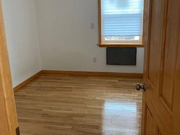 5th image of 43-45 160th St Floor 1