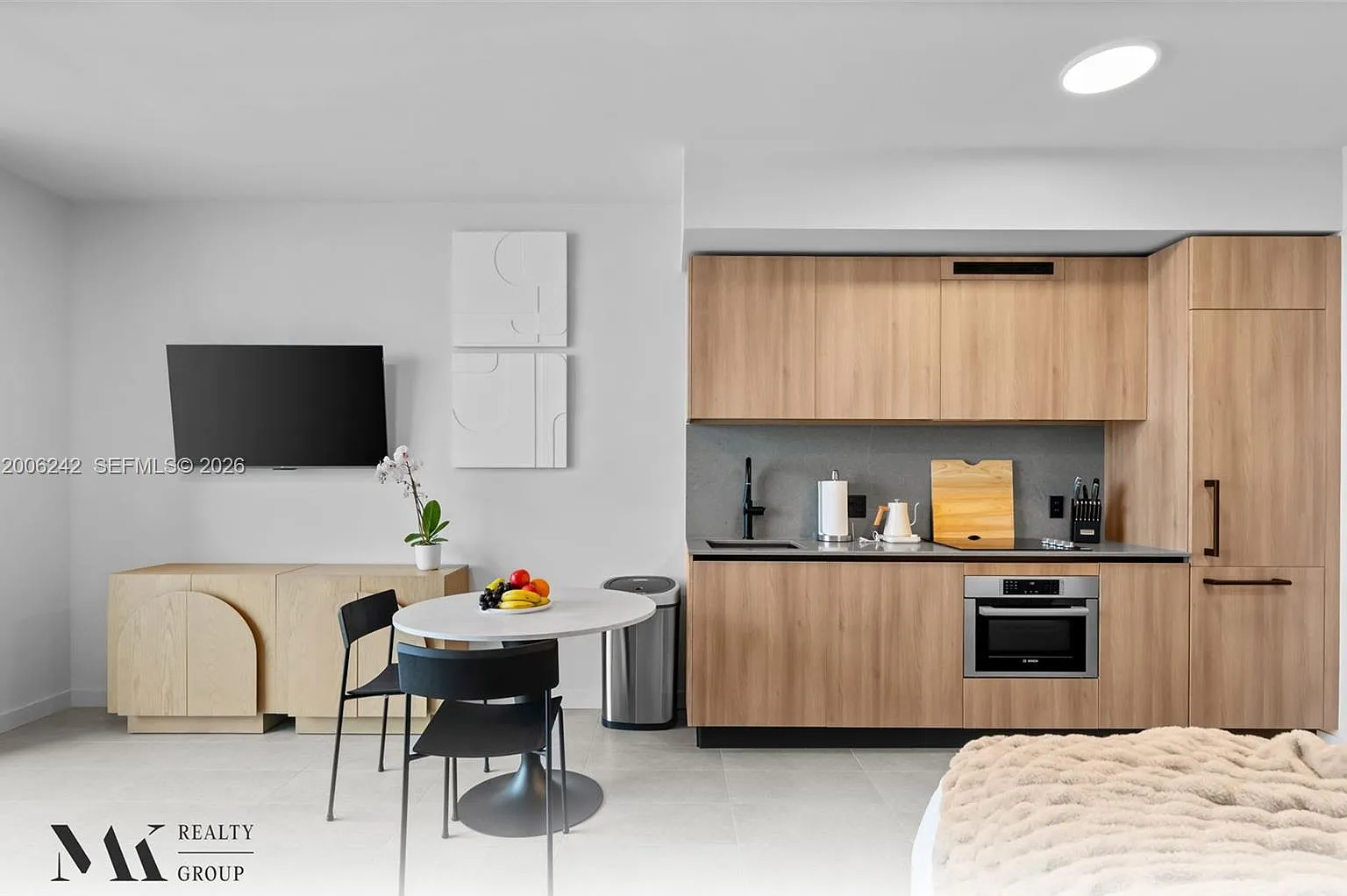 Studio, 1.0 bath, 500 sqft, $4,500 — Photo 4