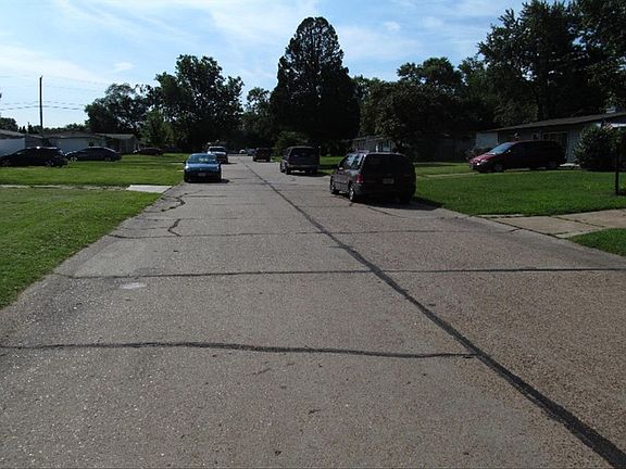 5th image of 4655 Frankfort Ave