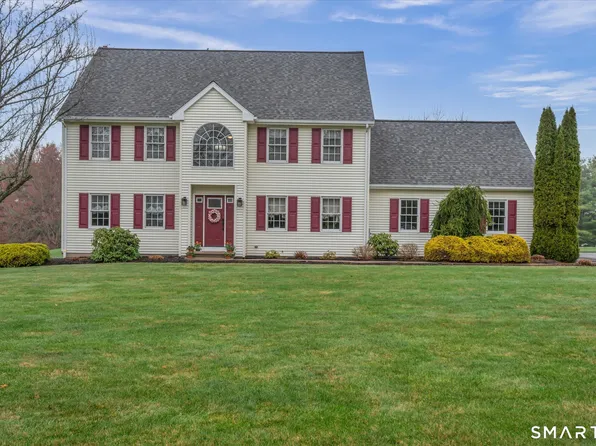 14 Reservoir Drive, Wallingford, CT 06492