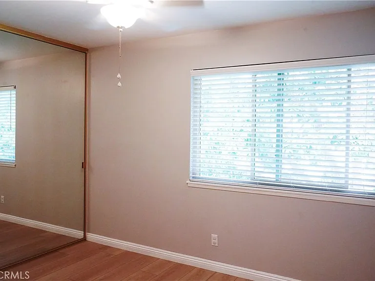 1695 E Avenida De Las Flores — Photo 10