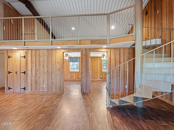 4th image of 7020 SW Capt Lynn Rd