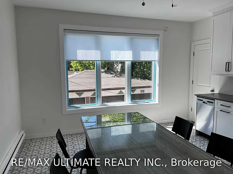 1065B Saint Clair Ave W — Photo 8