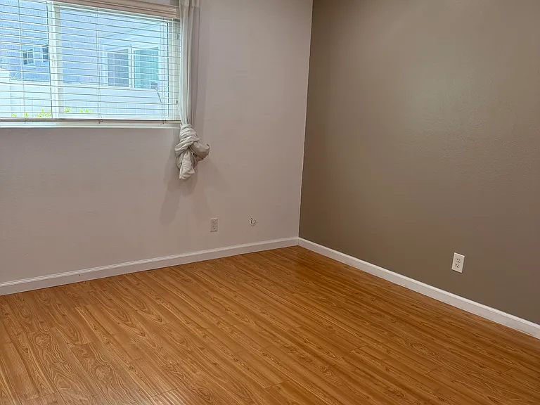 8220 Vincetta Dr #12 — Photo 6