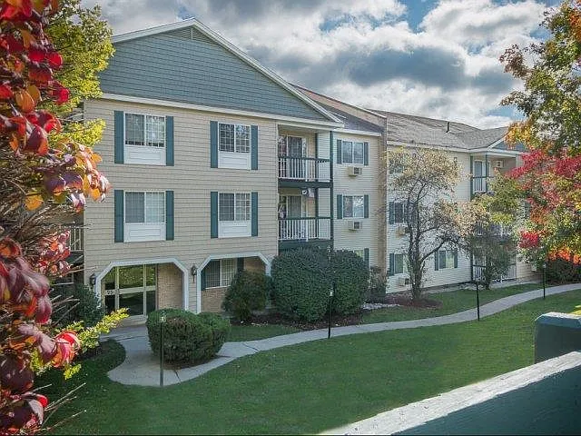 1 bed, 1.0 bath, 750 sqft, $1,965 — Photo 1
