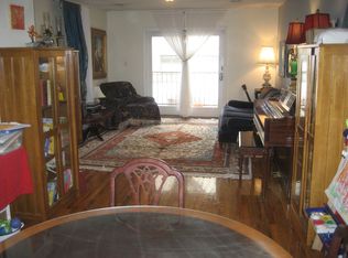305 7th St #2, Jersey City, NJ 07302