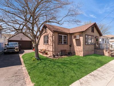 100 Evans Avenue, Elmont, NY, 11003