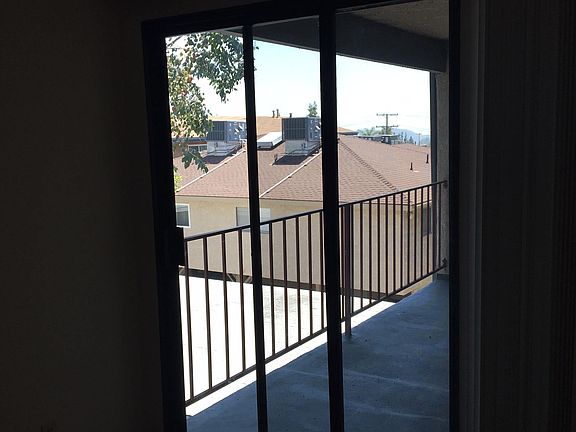 4th image of 3239 Altura Ave APT 6