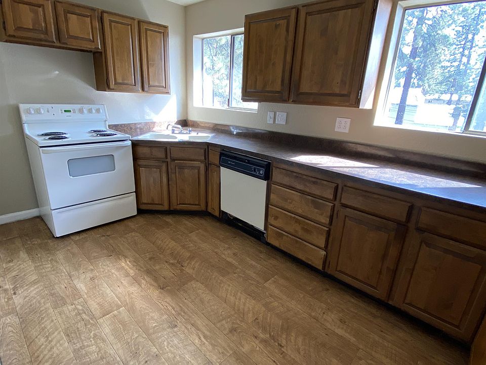 2nd image of 4147 Manzanita Ave #4