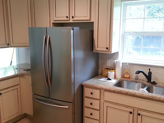 4th image of 2908 Ermine Way