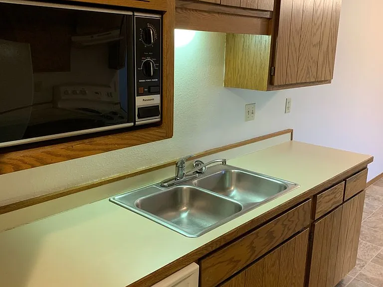 Gatewood Apartments — Photo 60