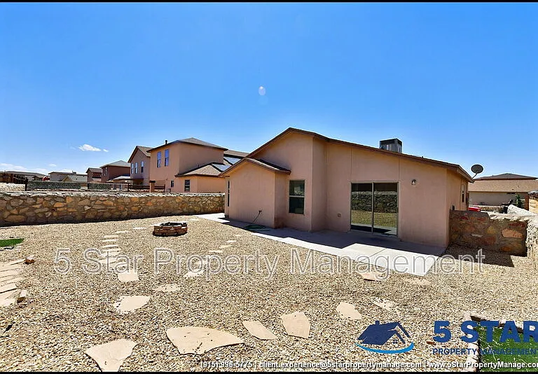 11613 Ochre Bluff Ln — Photo 38