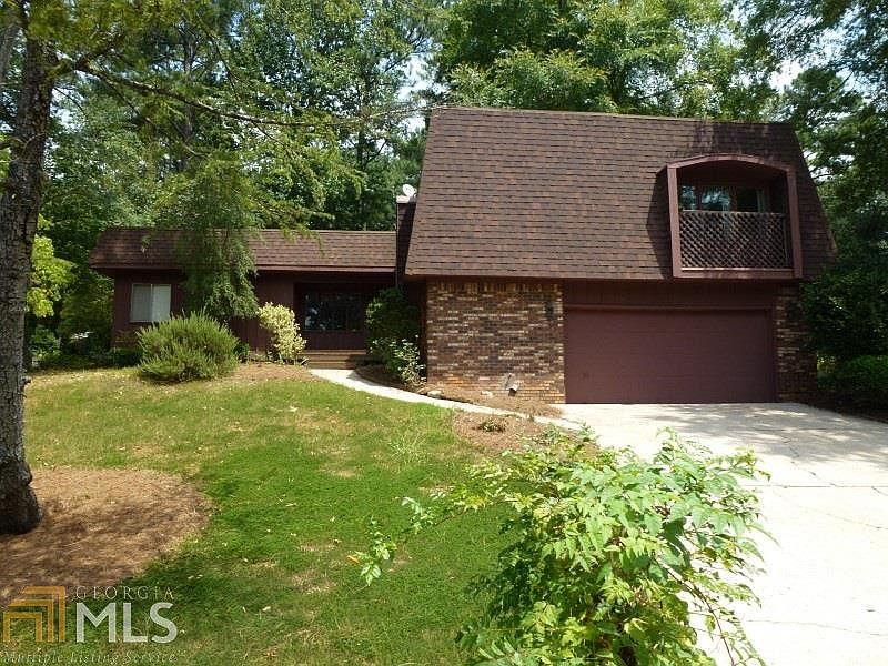 1st image of 700 Cedar Knoll Dr #0