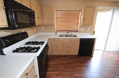 5th image of 4352 Sparkle Crest Ave