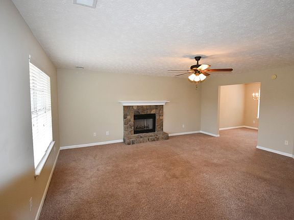 2nd image of 2980 Hampton Valley Dr