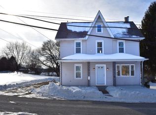 11 Newport Ave, Parkesburg, PA 19365