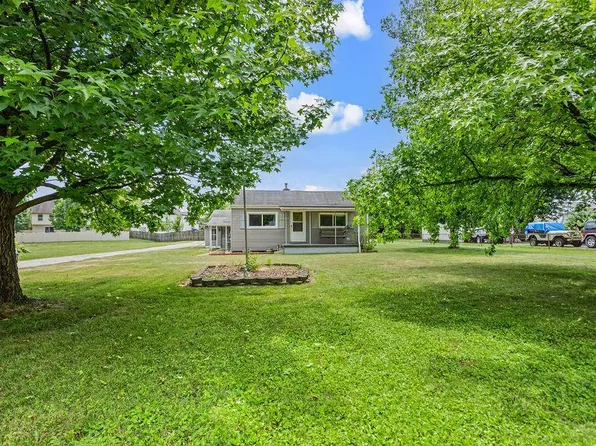 3879 Casa Blvd, Grove City, OH 43123