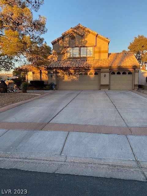 1st image of 2625 White Pine Cir