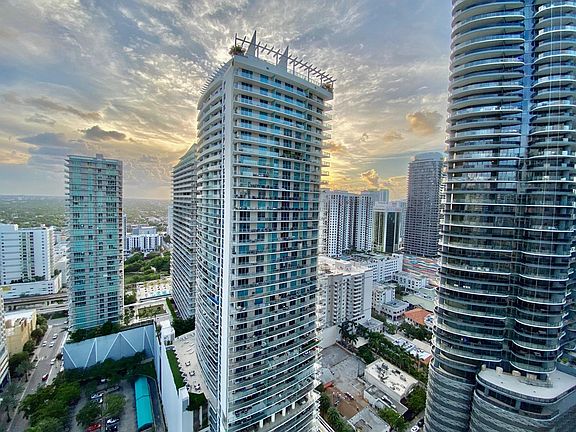 4th image of 1080 Brickell Ave Unit 3107