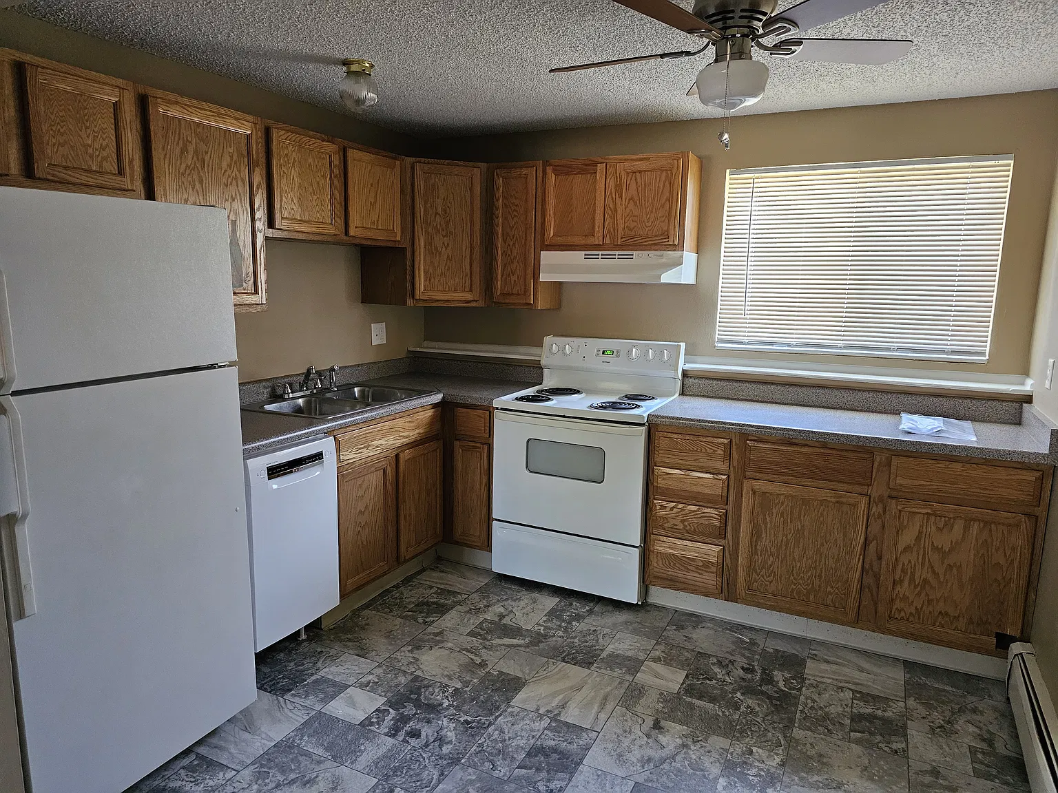 1155 Chiricahua Loop #3 Colorado Springs, CO, 80915 — Photo 4