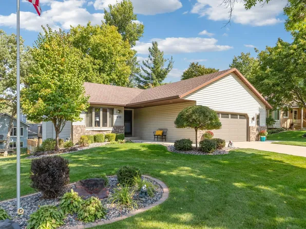 911 Northway Ln NE, Rochester, MN 55906