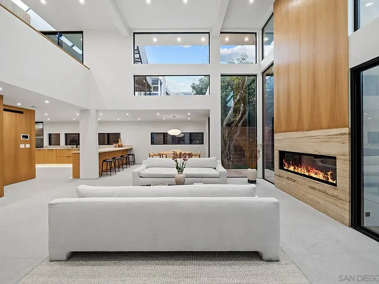 7376 Fay Ave — Photo 13