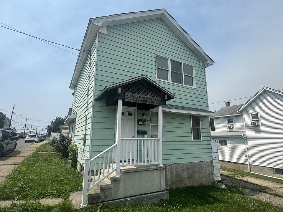 1st image of 2001 Price St #2