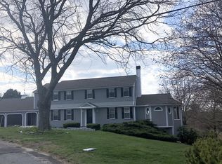 90 Old Pasture Rd, Cohasset, MA 02025