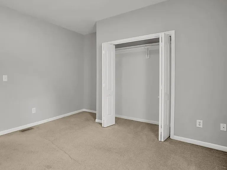 5601 Ralston Ave #B — Photo 4