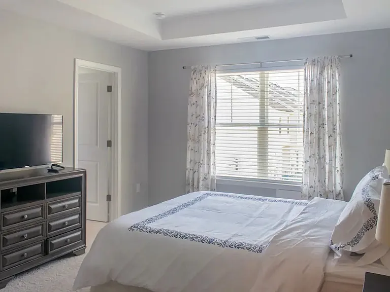 3196 Laurel Ridge Cir — Photo 18