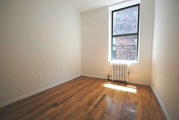 Rented by Bold New York | media 8