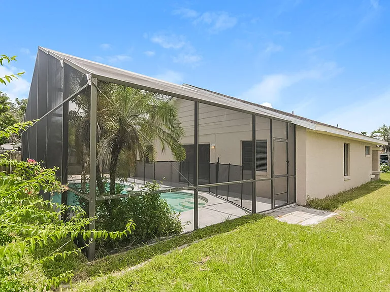 13230 Boulder Woods Cir — Photo 16