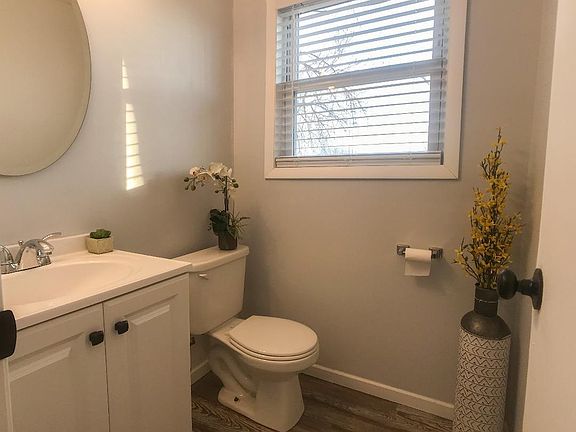 4th image of 1398 Sigfrid St E #1398