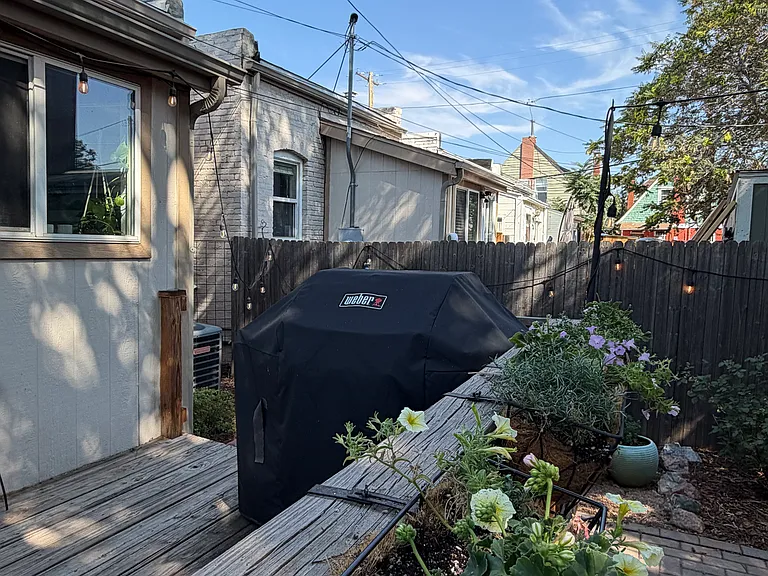 1026 34th St — Photo 7