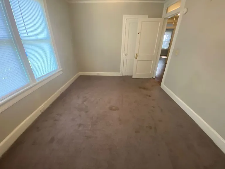 424 S Holly St — Photo 12