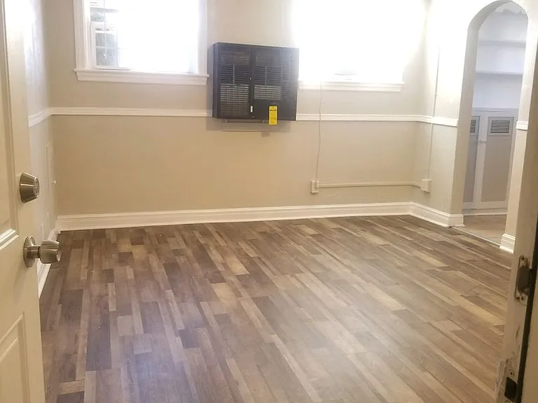 83 N 100 W — Photo 10