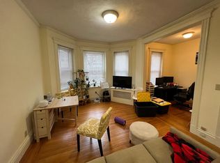 124 Queensberry St #5, Boston, MA 02215