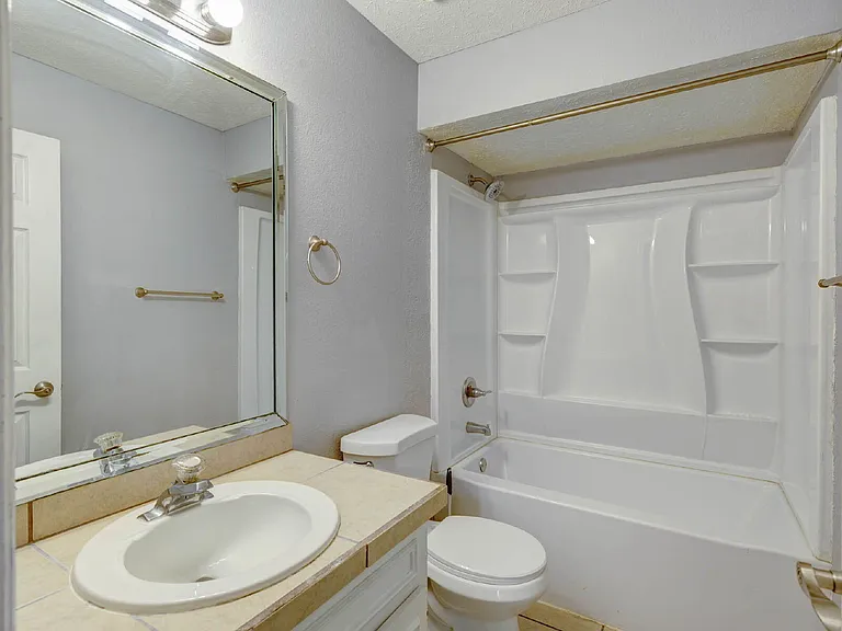 6913 Dorsey Dr — Photo 5
