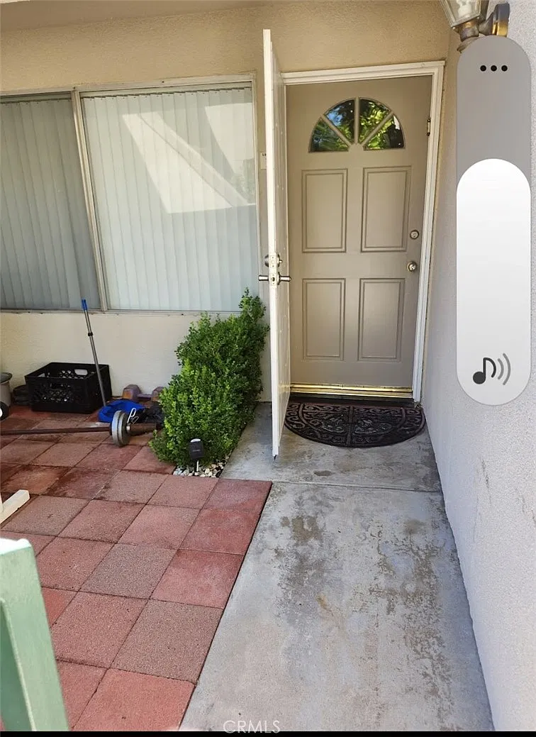 3 bed, 2.5 bath, 1303 sqft, $3,500 — Photo 1