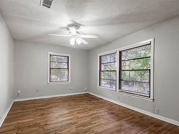 5th image of 1318 Avenue
