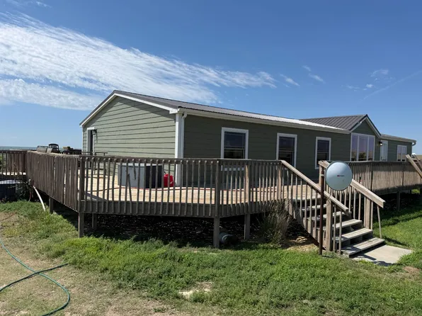 15 W Hills Ests, Ogallala, NE 69153