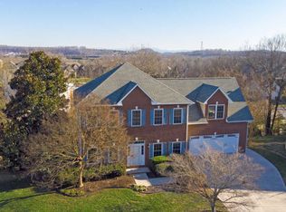 13106 Naylor Ridge Ln, Knoxville, TN 37922
