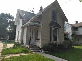 1522 Evergreen St, Rockford, IL