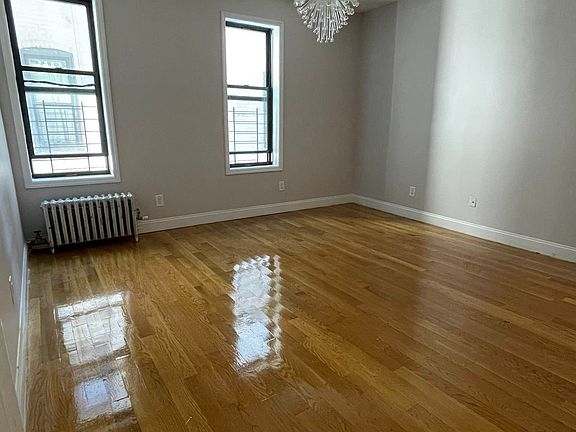 5th image of 320 Empire Blvd APT 5H