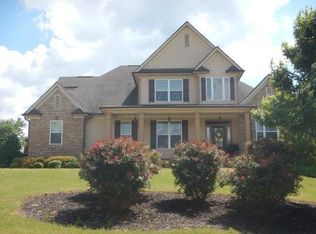 124 Country Lake Dr, Senoia, GA 30276