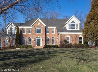 3402 Blakesley Hall Ct, Herndon, VA 20171
