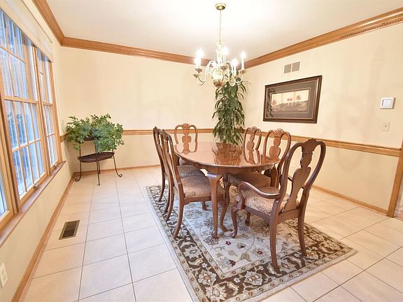 4th image of 11288 Cornell Woods Dr